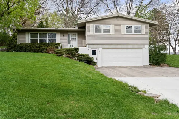 2115 Linn Drive, Owatonna, MN 55060