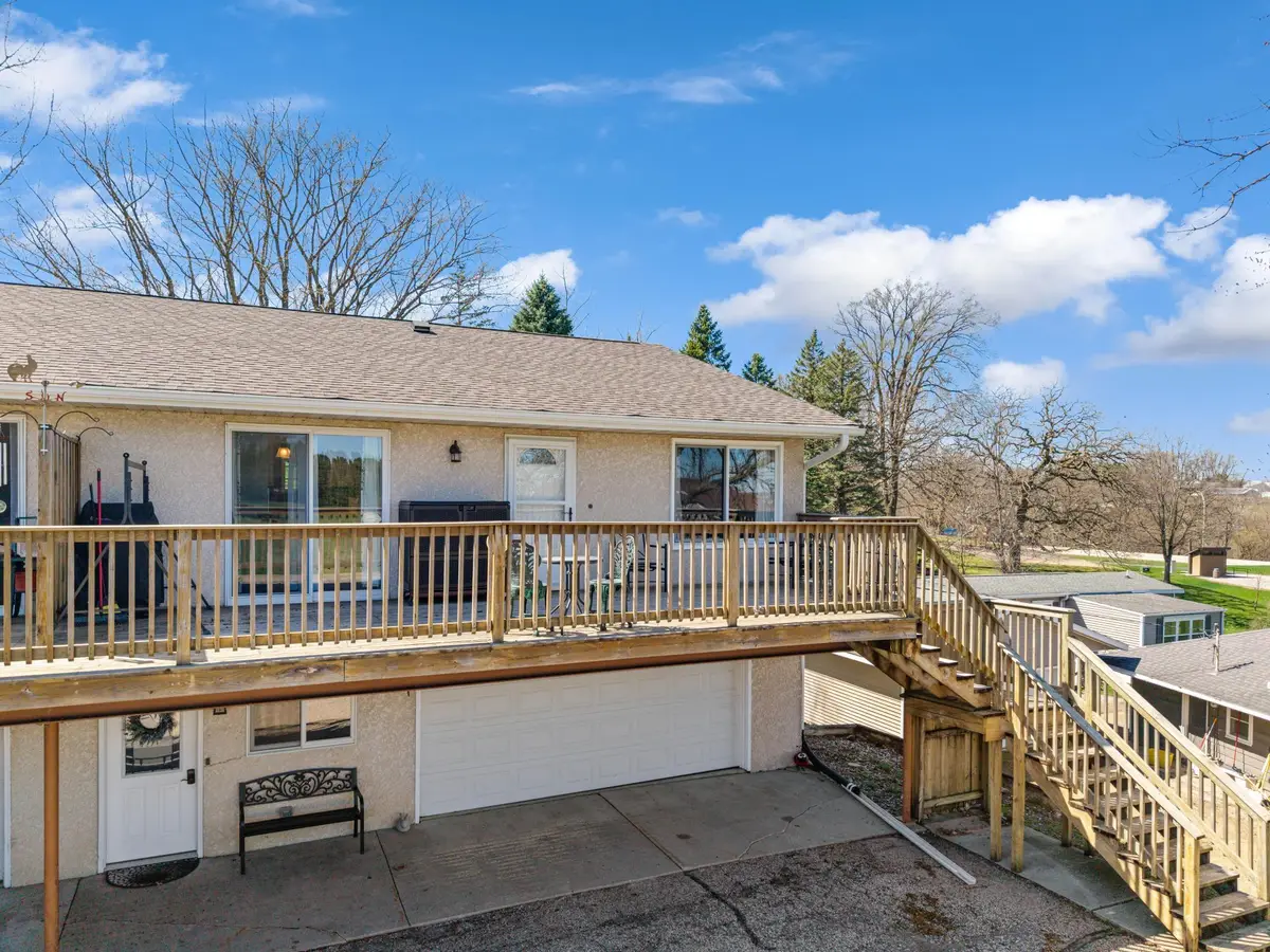 817 Kingston Street N, Caledonia, MN 55921 - #1