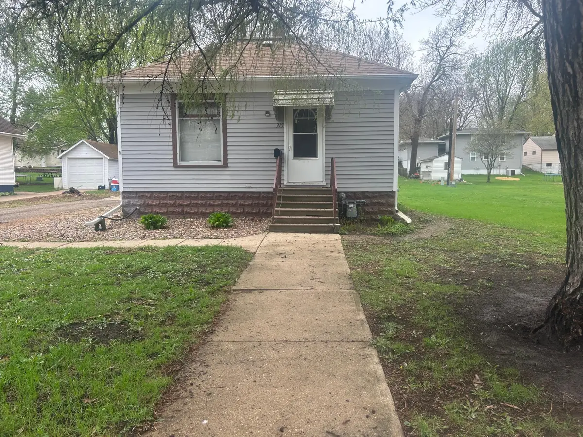 315 Morrison Avenue, Jackson, MN 56143 - #1