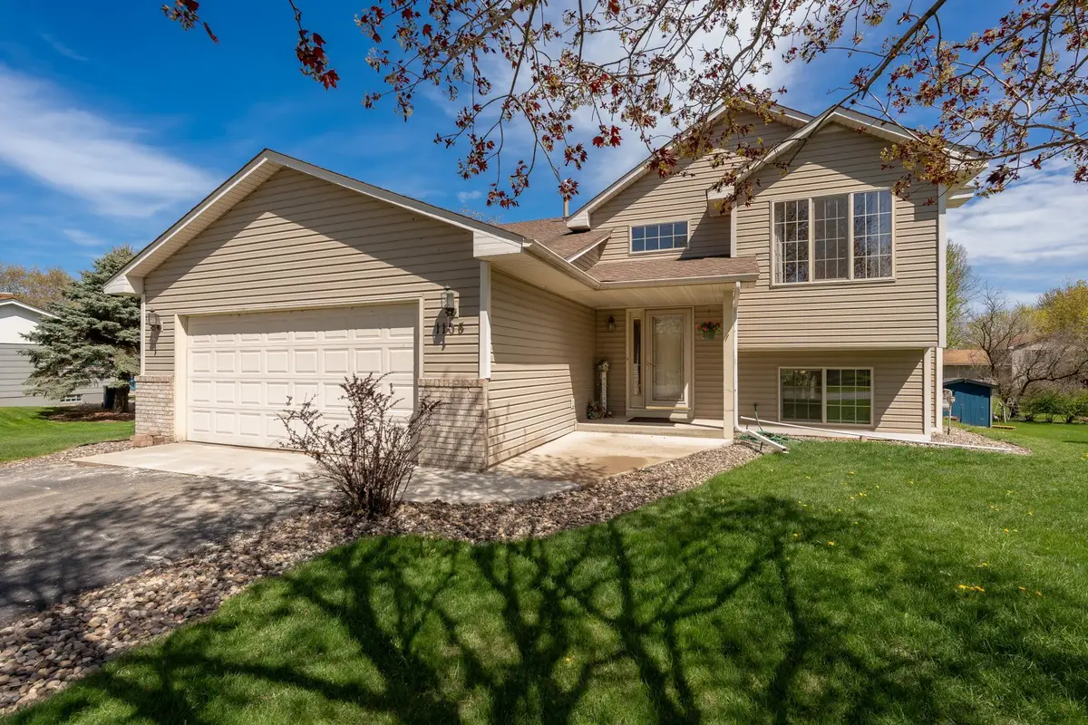 1105 Apgar Street S, Shakopee, MN 55379 - #1