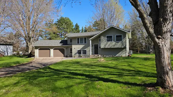 1927 Cooper Hills Road, Saint Cloud, MN 56301