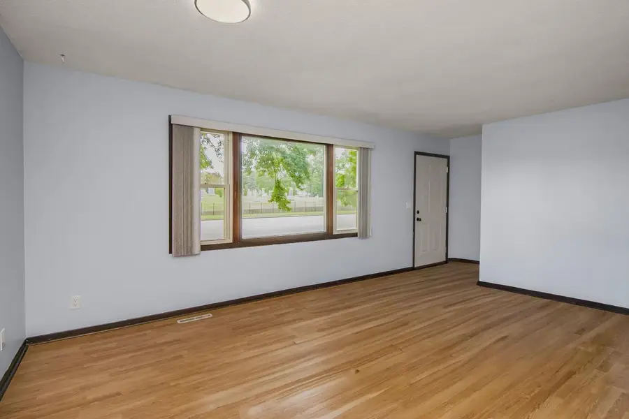 1557 Dale Street N, Saint Paul, MN 55117 - #3