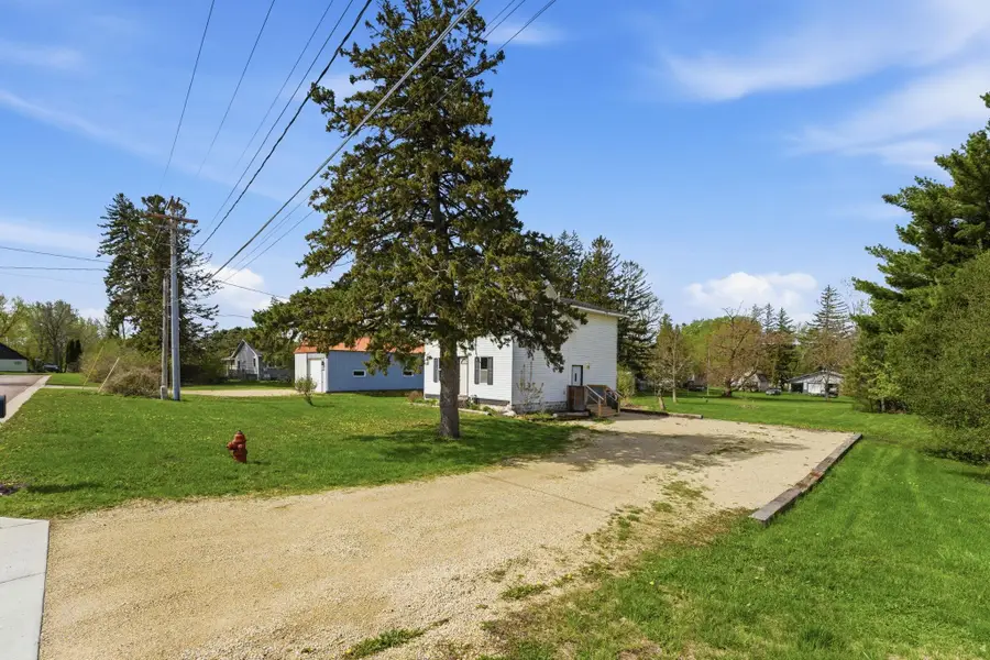 132 Gates Avenue, Kenyon, MN 55946 - #3