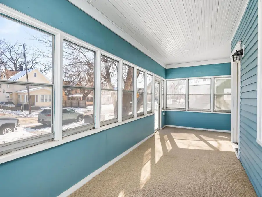 2517 Sheridan Avenue N, Minneapolis, MN 55411 - #3
