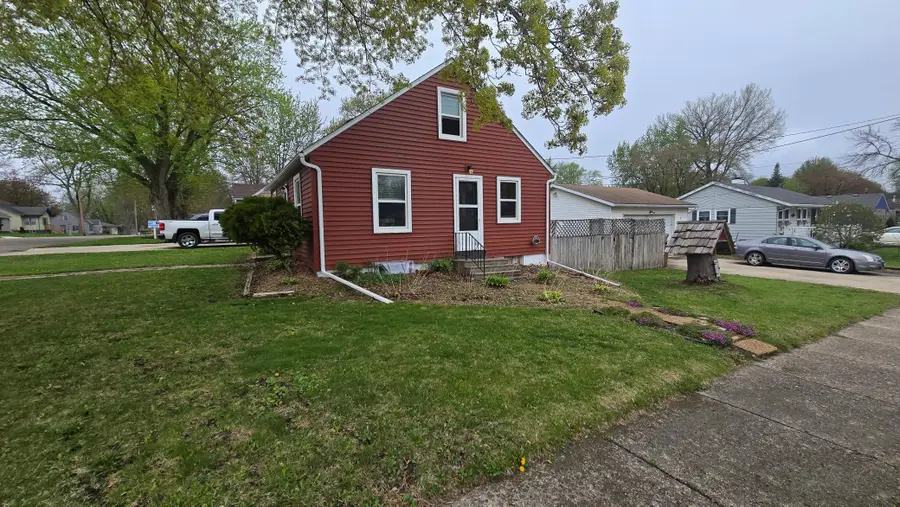 1302 W Clark Street, Albert Lea, MN 56007 - #3