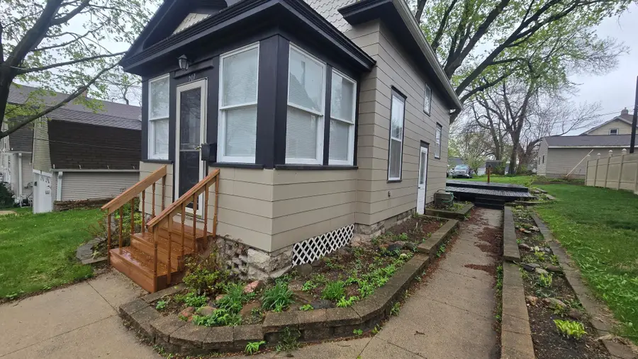 507 Alice Avenue, Albert Lea, MN 56007 - #3