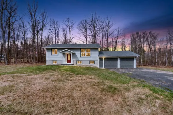 814 Rogers Avenue, Grand Rapids, MN 55744