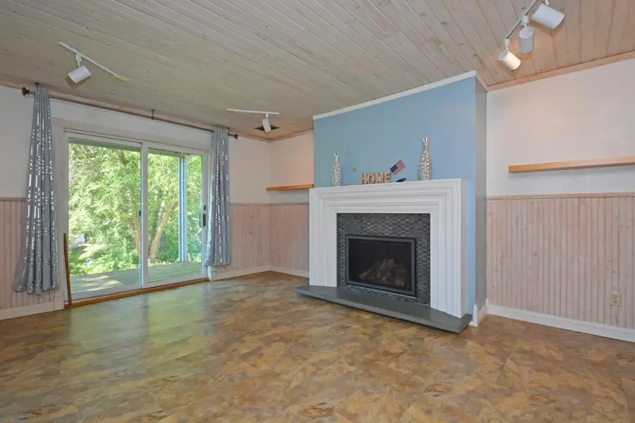 9588 County Road 5 Ne, North Branch, MN 55056 - #2