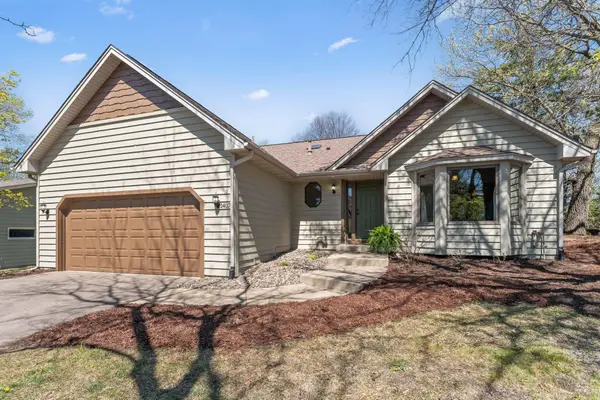 1407 Rebecca Lane, Eagan, MN 55122