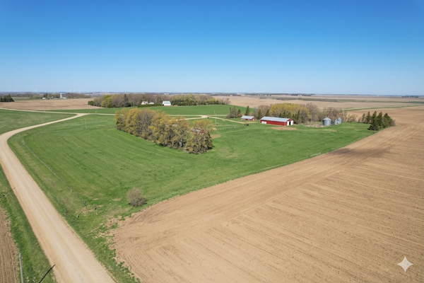 1110 110th Avenue, Hadley, MN 56151