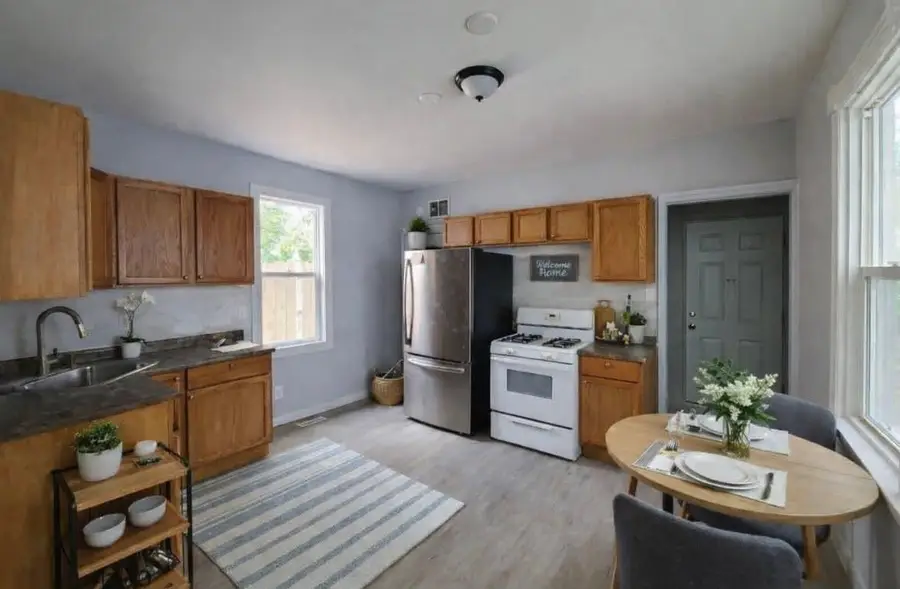 1274 Edgerton Street, Saint Paul, MN 55130 - #3