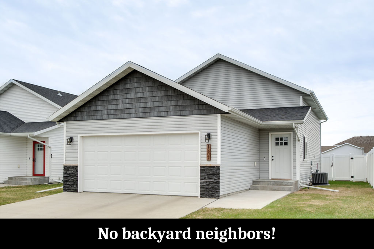 1207 Barnes Drive W, West Fargo, ND 58078 - #1