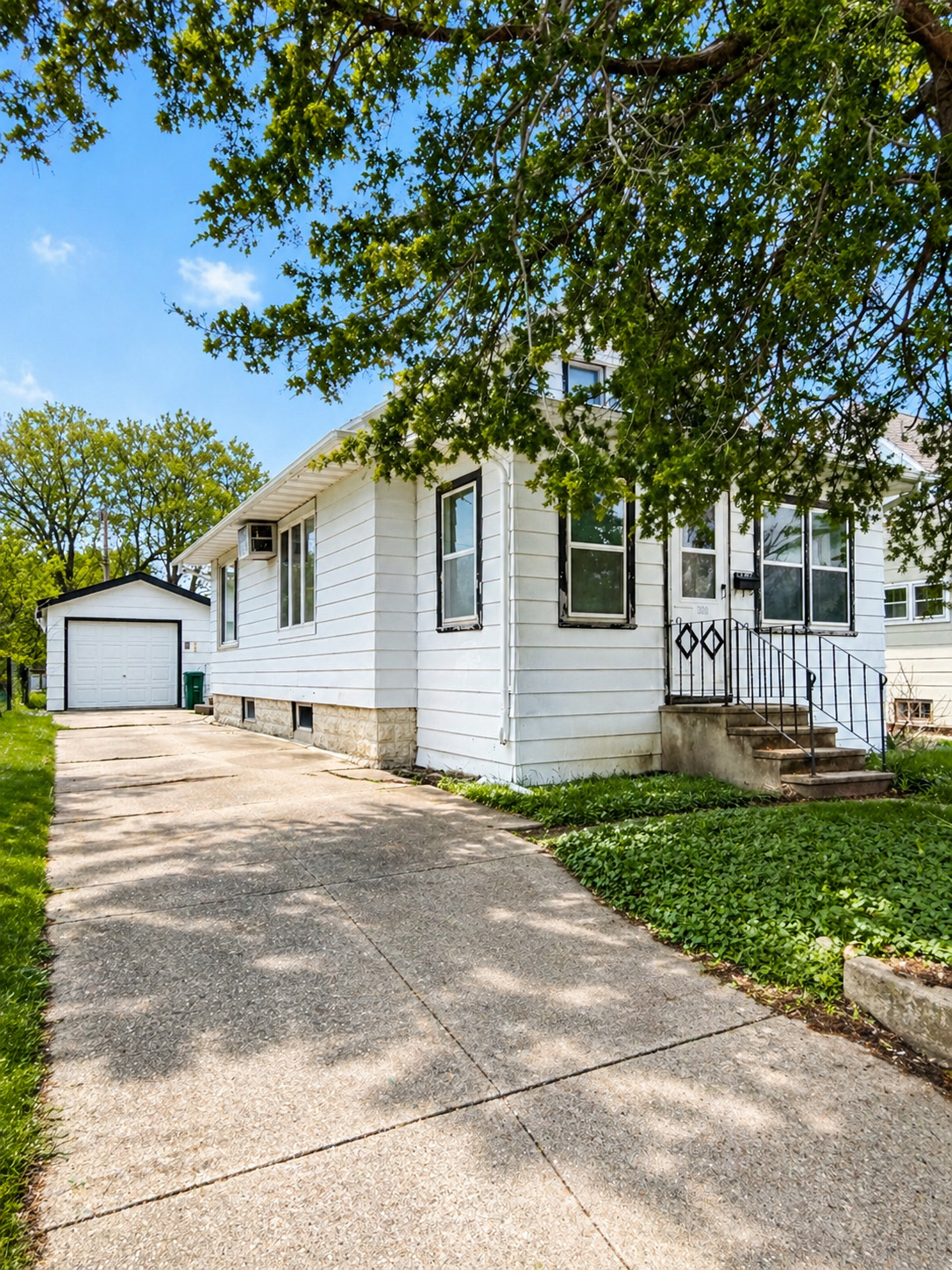 1320 N North Avenue, Fairmont, MN 56031 - #1