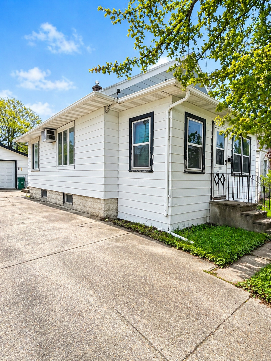 1320 N North Avenue, Fairmont, MN 56031 - #2