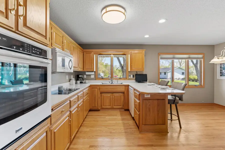 616 Elm Avenue Se, Montgomery, MN 56069 - #2
