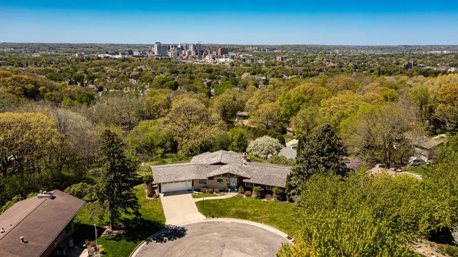 1607 Wilshire Court Ne, Rochester, MN 55906 - #3