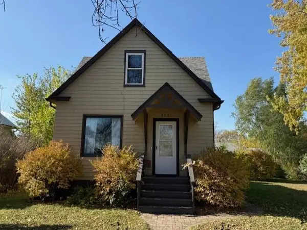 315 11th Street N, Breckenridge, MN 56520