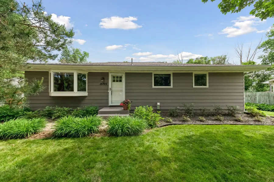 15725 2nd Avenue N, Plymouth, MN 55447 - #3