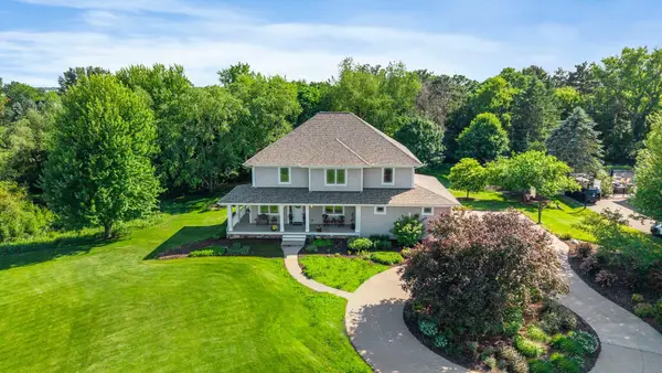 4854 Linden Trail N, Lake Elmo, MN 55042
