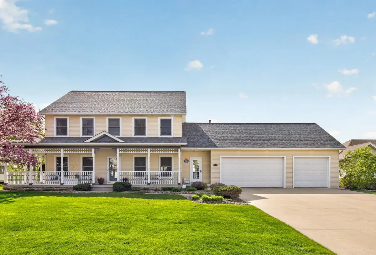 1009 5th Avenue Nw, Byron, MN 55920 - #1