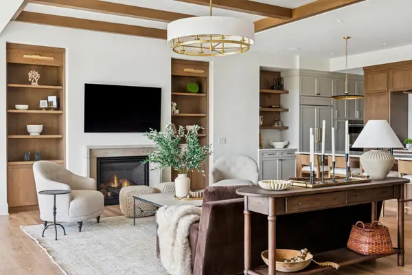 2400 Commerce Boulevard #101, Mound, MN 55364