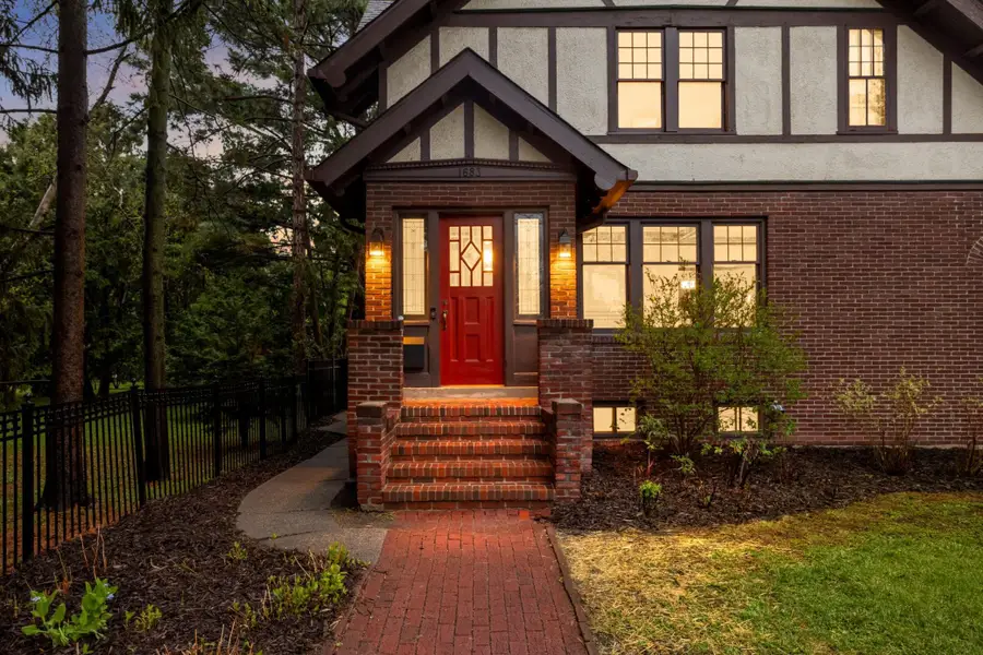 1683 Summit Avenue, Saint Paul, MN 55105 - #2