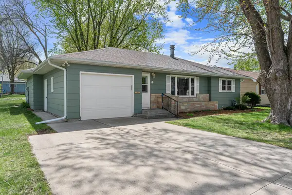 555 14th Street Ne, Owatonna, MN 55060