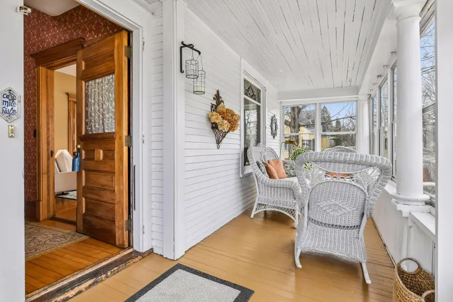 221 11th Avenue N, Hopkins, MN 55343 - #2