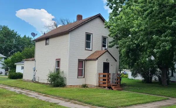 410 Lynd Street, Marshall, MN 56258