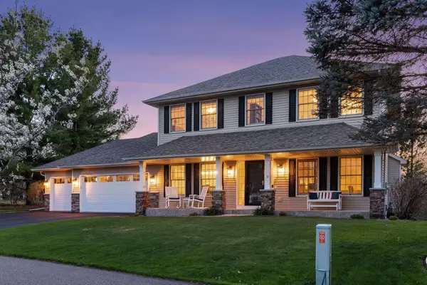 1206 Creekside Crossing, Stillwater, MN 55082
