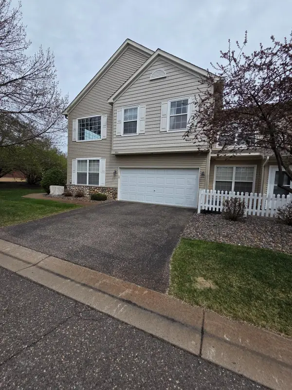 1891 Wildflower Court, Shoreview, MN 55126