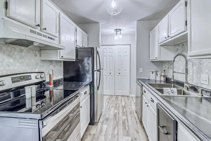 3407 Cherry Lane N #A2, Fargo, ND 58102 - #3