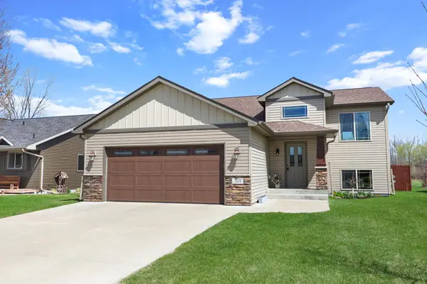 508 22nd Avenue N, Sartell, MN 56377