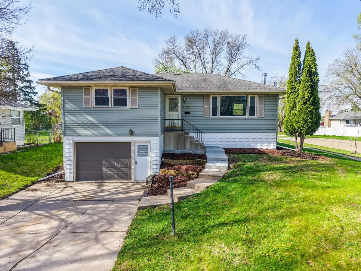 2020 23rd St Nw, Rochester, MN 55901 - #1