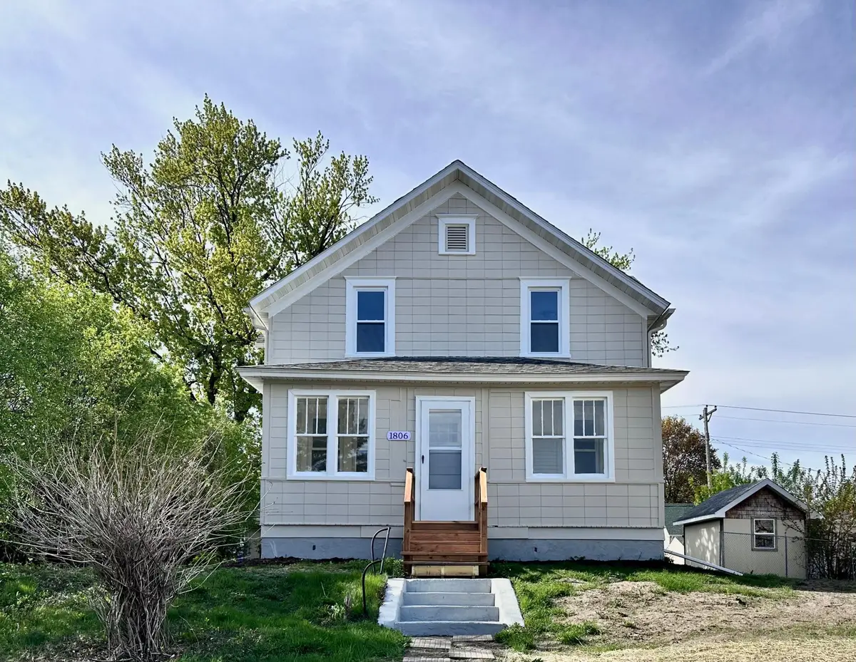 1806 Sherwood Avenue, Saint Paul, MN 55119 - #1