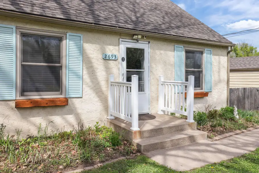 2693 5th Street E, Maplewood, MN 55119 - #2