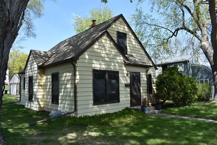 4148 Madison Street Ne, Columbia Heights, MN 55421 - #2