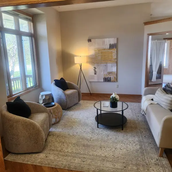 3880 Minnesota Lane N, Plymouth, MN 55446