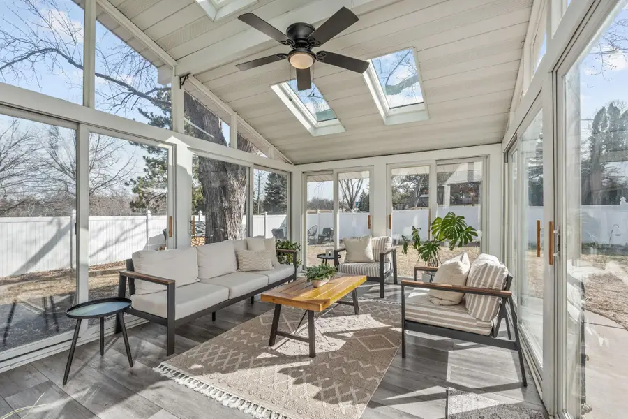 2946 Mcknight Road N, Maplewood, MN 55109 - #3