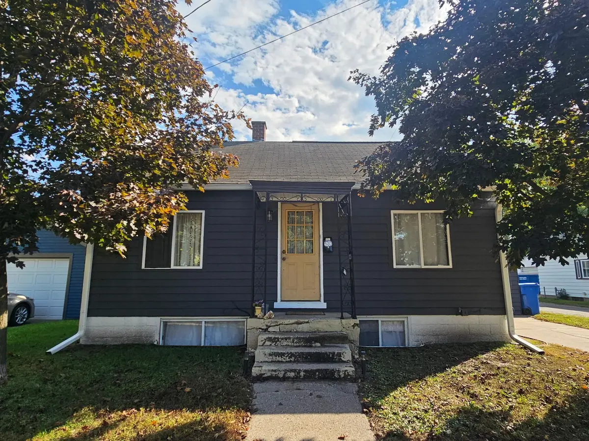 510 Hamilton Street, Winona, MN 55987 - #1