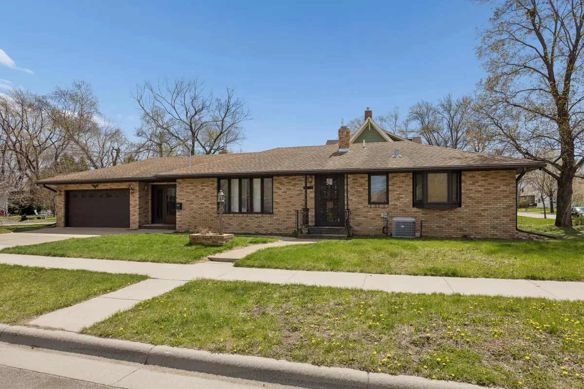 3018 9th Street N, Saint Cloud, MN 56303 - #1
