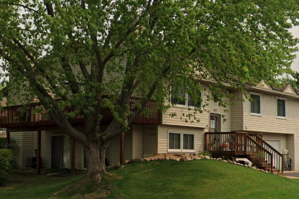 1312 Deercliff Lane, Eagan, MN 55123