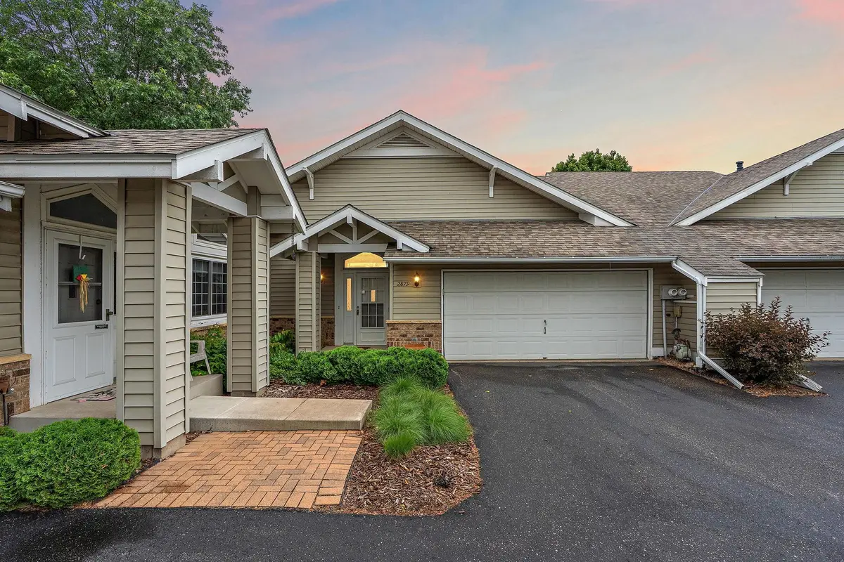2879 Devonshire Place, Woodbury, MN 55125 - #1
