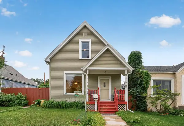 1008 Cook Avenue E, Saint Paul, MN 55106