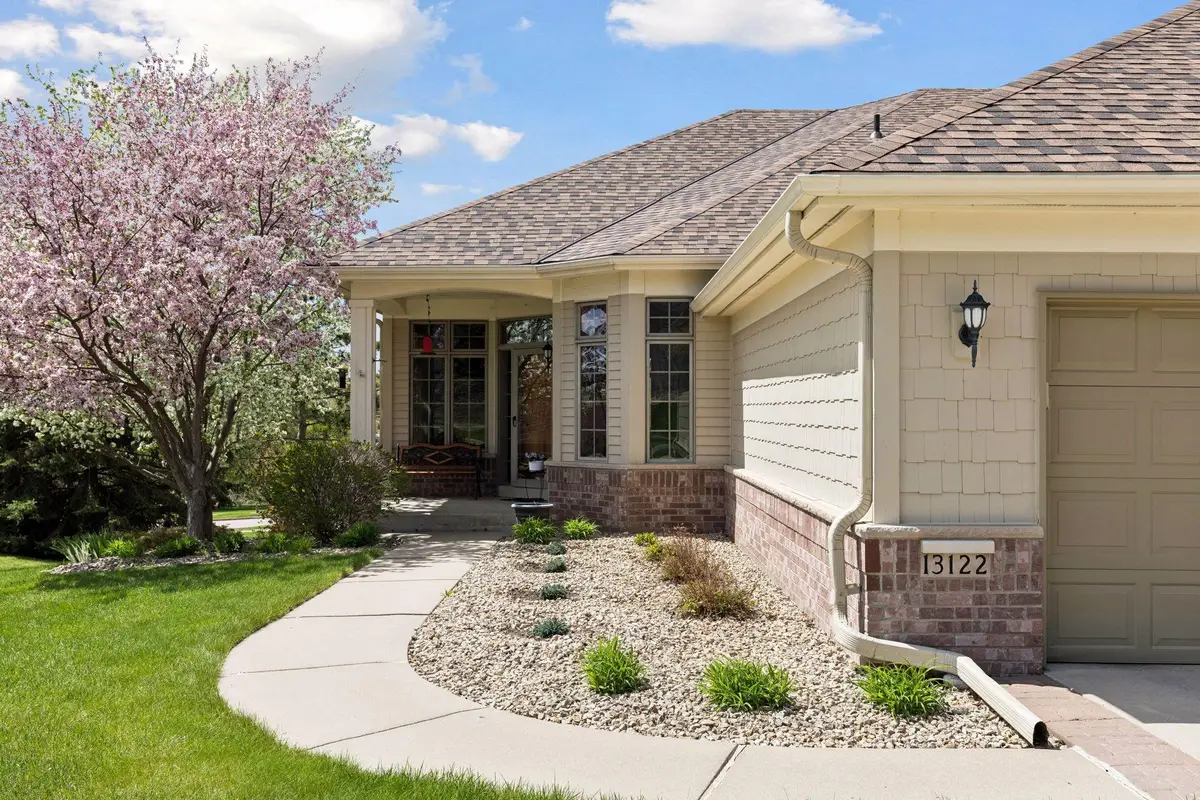 13122 Evermoor Parkway, Apple Valley, MN 55124 - #1