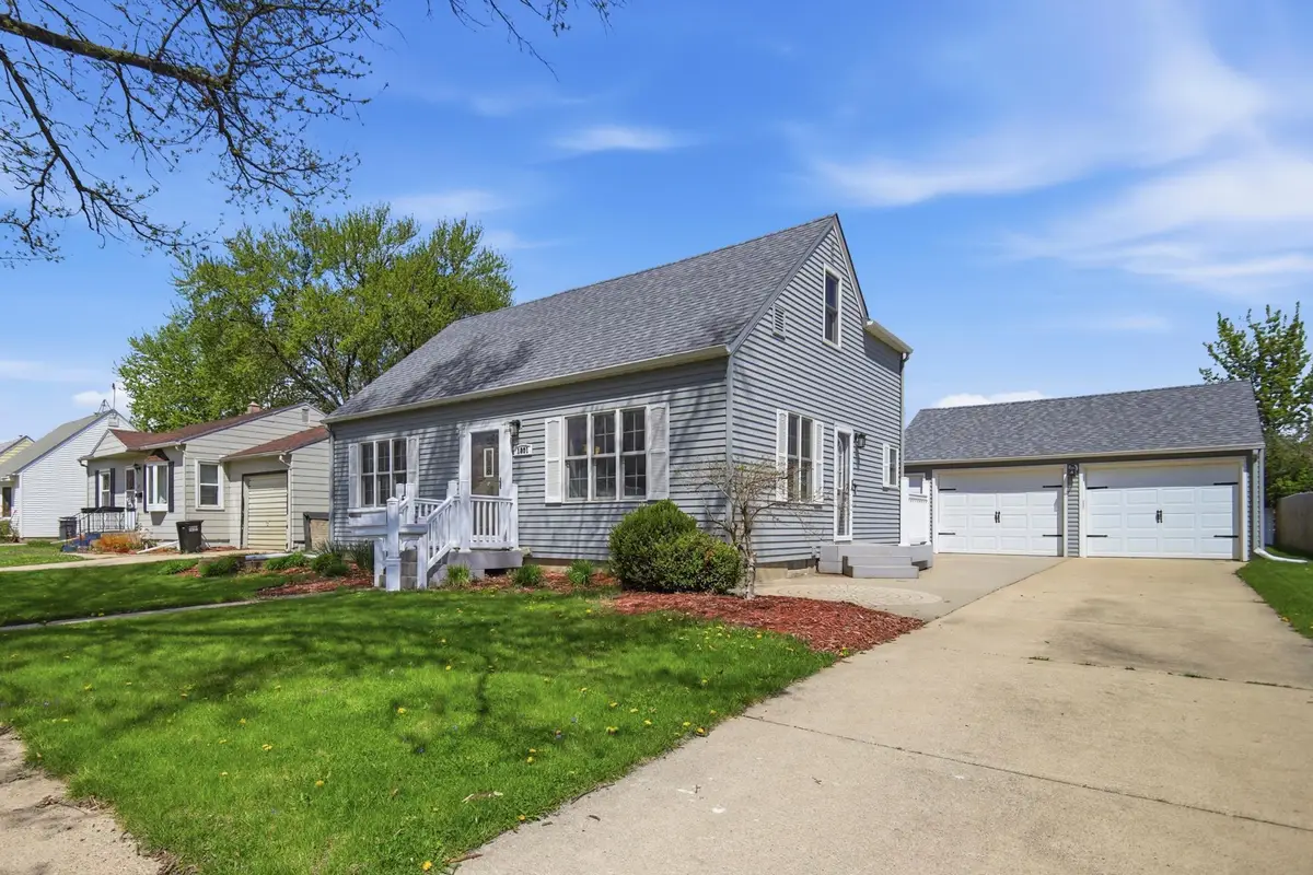 1801 2nd Avenue Se, Austin, MN 55912 - #1