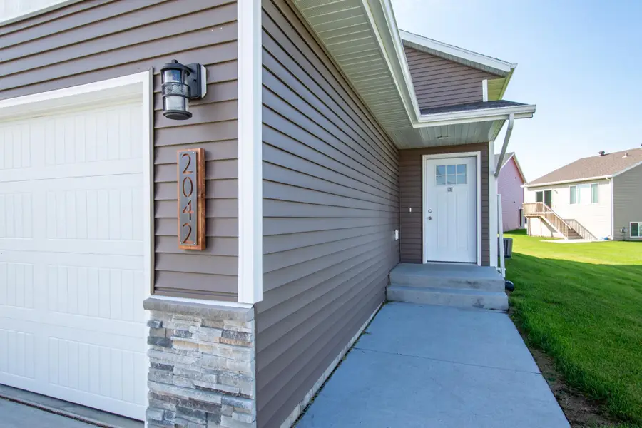 2042 12 Street W, West Fargo, ND 58078 - #2