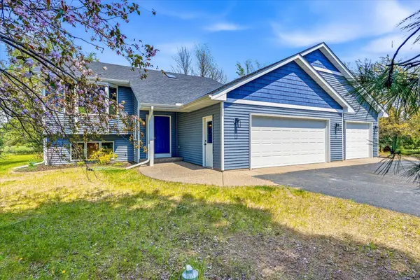 3961 224th Avenue Nw, Oak Grove, MN 55303