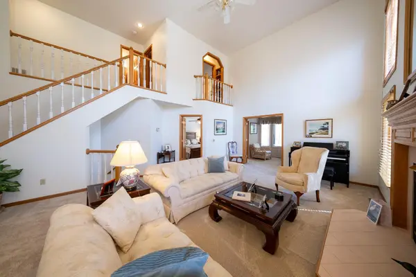 13274 Huntington Drive, Apple Valley, MN 55124