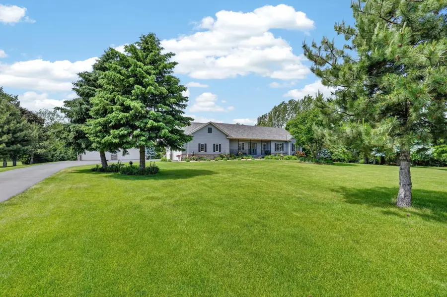 13420 Skyline Circle, Shakopee, MN 55379 - #3